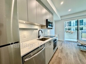 1274-1274 Devonshire Ave in Kelowna, BC - Building Photo - Building Photo