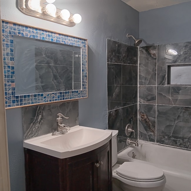 property at 630 E 6th St