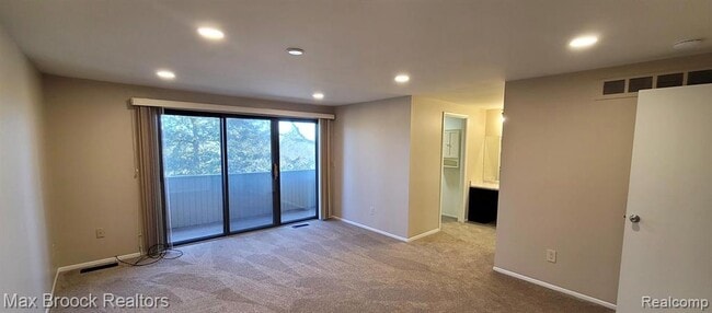 property at 7416 Azalea Ct