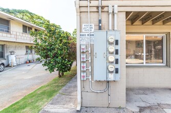 2203 Kapiolani Blvd in Honolulu, HI - Building Photo - Building Photo