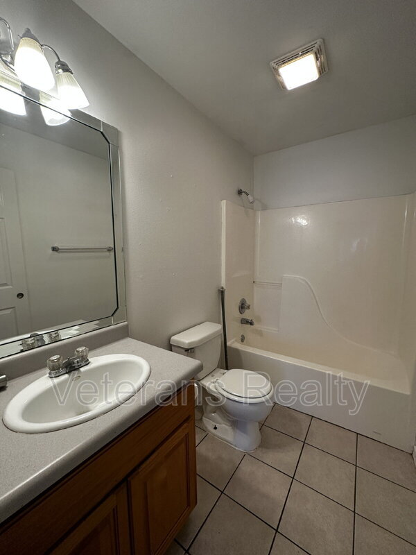 20033 Sunshine Dr in Long Beach, MS - Building Photo - Building Photo