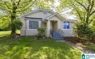 1001 3rd Ave in Pleasant Grove, AL - Building Photo