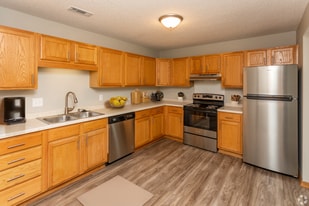 Dakota Townhomes in Rochester, MN - Building Photo