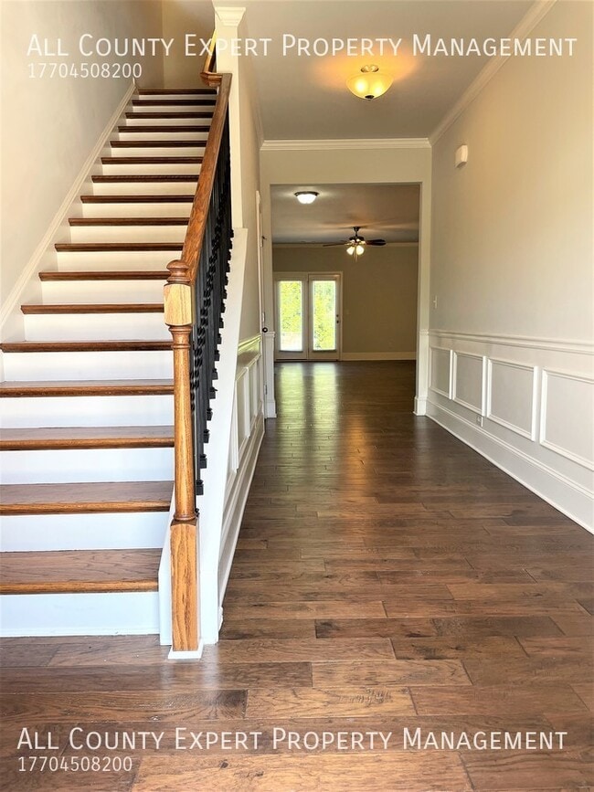 6512 Crosscreek Ln in Flowery Branch, GA - Building Photo - Building Photo