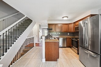 13988 E Utah Cir in Aurora, CO - Foto de edificio - Building Photo