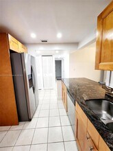 4384 NW 9th Ave in Pompano Beach, FL - Building Photo - Building Photo