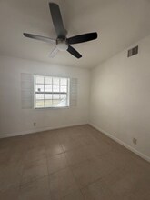 230 SE 4th Ave in Boynton Beach, FL - Building Photo - Building Photo