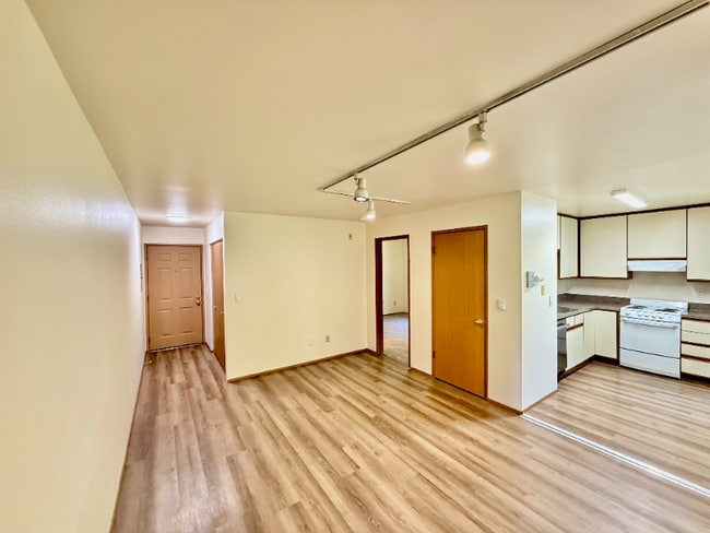 2251 NE Blakeley St in Seattle, WA - Building Photo - Building Photo