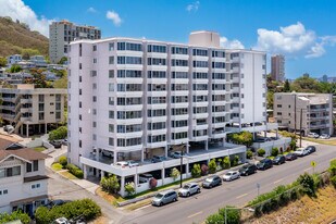 The Magellan in Honolulu, HI - Building Photo