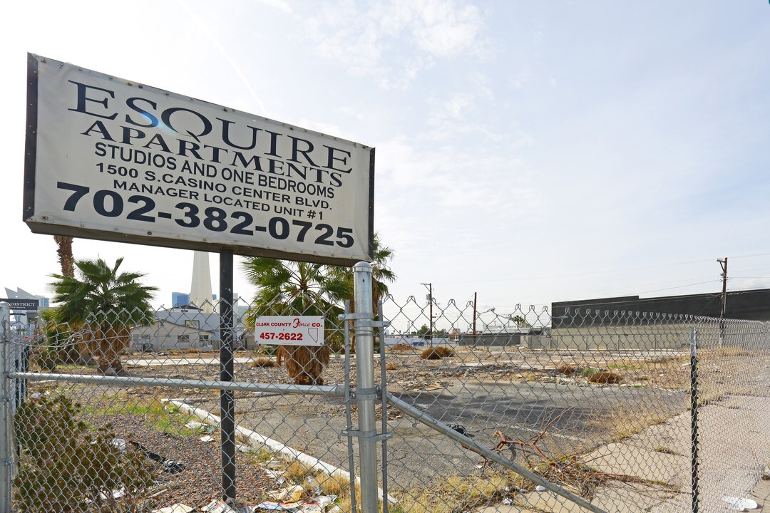 Esquire Apartment in Las Vegas, NV - Foto de edificio