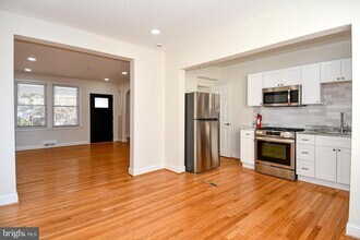 4620 Sargent Rd NE in Washington, DC - Building Photo - Building Photo