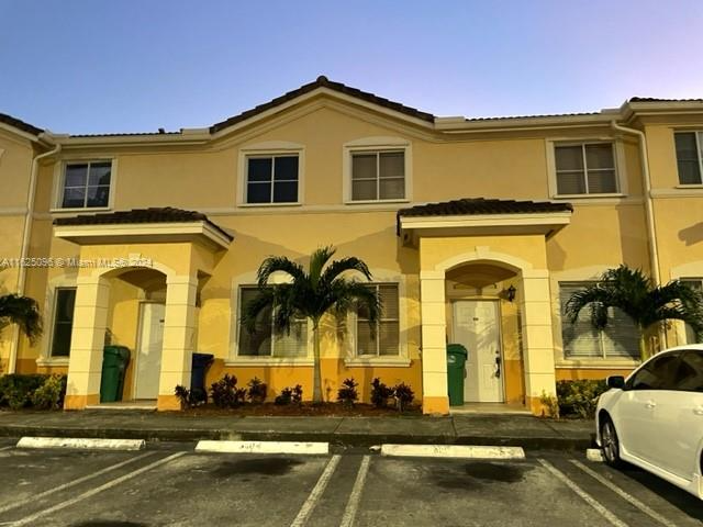 6970 NW 177th St in Hialeah, FL - Building Photo - Building Photo