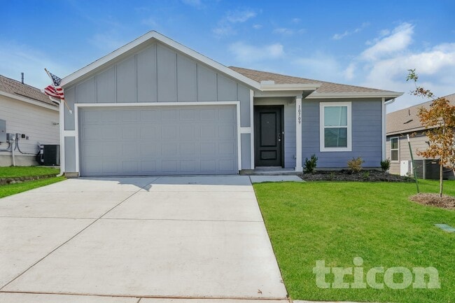 property at 10709 Dusty Rnch Rd