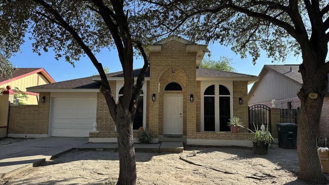 property at 156 Lynn Loop