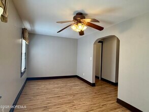304 Lareine Ave in Bradley Beach, NJ - Building Photo - Building Photo