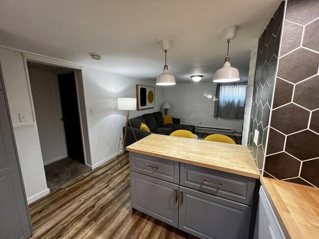 101 N Wayland Ave in Sioux Falls, SD - Building Photo - Building Photo