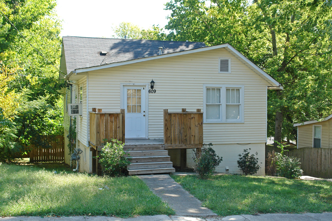 609 S 12th St in Nashville, TN - Building Photo