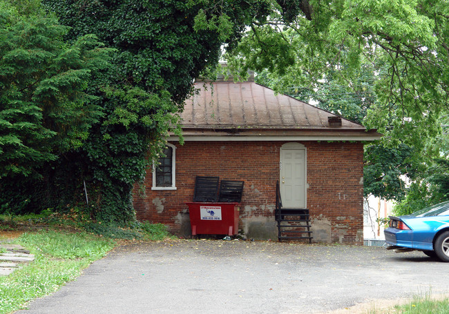 620 - 622 Dekalb St in Norristown, PA - Building Photo - Building Photo