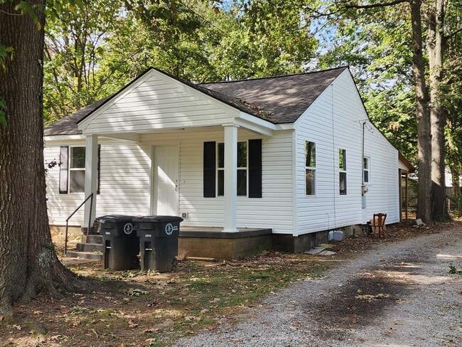 907 N 26th St in Paducah, KY - Building Photo - Building Photo