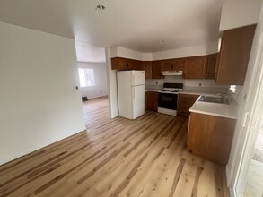 3253 Castaneda Dr, Unit B in Clifton, CO - Building Photo - Building Photo