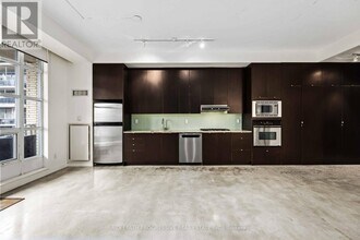 23 Brant St in Toronto, ON - Building Photo - Building Photo