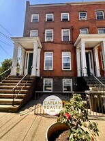 42 Warren St, Unit 4 in New Haven, CT - Building Photo
