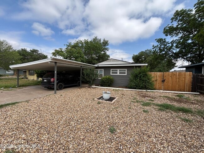 property at 3720 31st St