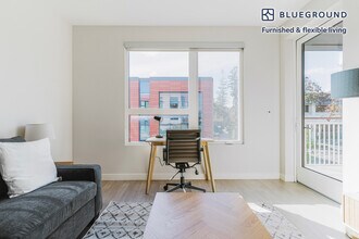 1545 San Antonio St-Unit -FL2-ID1785 in Menlo Park, CA - Building Photo - Building Photo