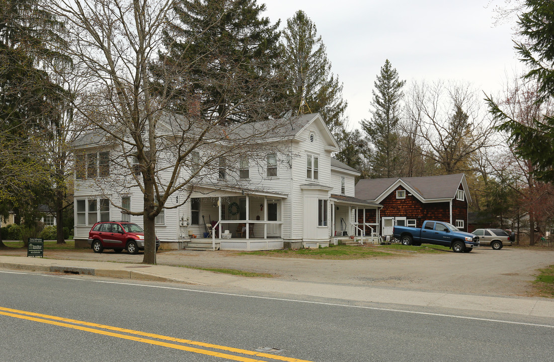 40 Berkshire School Rd in Sheffield, MA - Building Photo