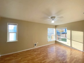 1223 S J St in Tacoma, WA - Building Photo - Building Photo