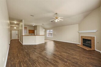 1225 Mountain Air Trail in Fort Worth, TX - Building Photo - Building Photo