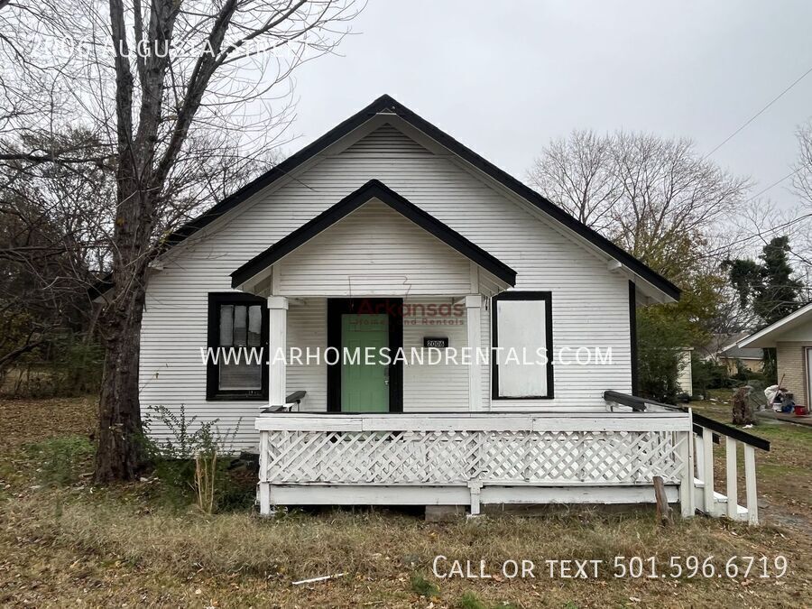 2006 Augusta St in North Little Rock, AR - Building Photo