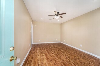 4146 Brinkley St in Houston, TX - Building Photo - Building Photo