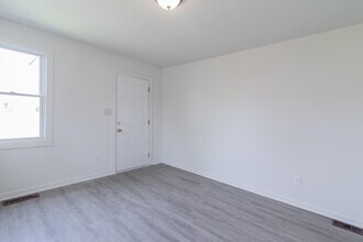 4513 Willard St in Charlotte, NC - Building Photo - Building Photo