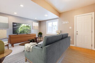 917 Excelsior St in Pittsburgh, PA - Building Photo