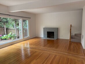 2129 Woolsey St in Berkeley, CA - Building Photo - Building Photo