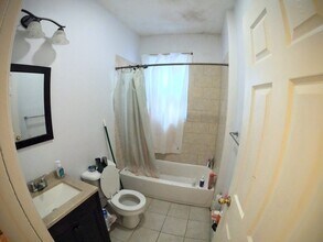 90 Fisher Ave in Boston, MA - Building Photo - Building Photo