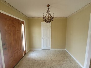 2626 Beluche Dr in Galveston, TX - Building Photo - Building Photo