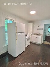1111 Douglas Terrace in Kalamazoo, MI - Building Photo - Building Photo