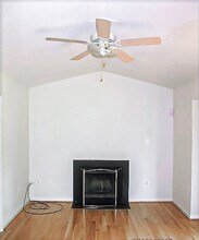 3018 Robin Ridge Ct in Fairfax, VA - Building Photo - Building Photo