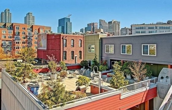 2440 Western Ave, Unit 615 in Seattle, WA - Building Photo - Building Photo