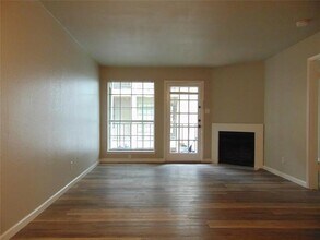 6108 Abrams Rd in Dallas, TX - Building Photo - Building Photo