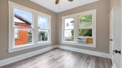 1207 W Gray St, Unit 2 in Houston, TX - Building Photo - Building Photo