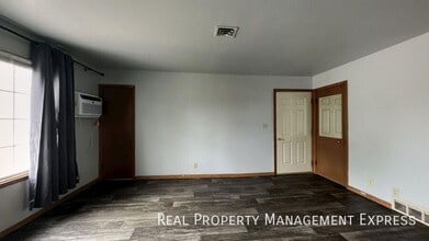 2 Bedroom Apartment located in Sioux Falls in Sioux Falls, SD - Building Photo - Building Photo