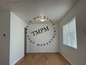 1295 Floral Ave in Oroville, CA - Building Photo - Building Photo