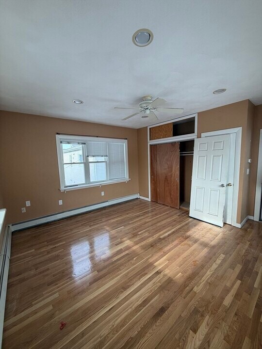 63 Carroll St in Chelsea, MA - Foto de edificio