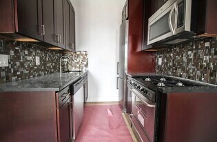 6702 60th St, Unit 1 in Ridgewood, NY - Building Photo