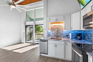 2077 Corner Lake in Haines City, FL - Building Photo