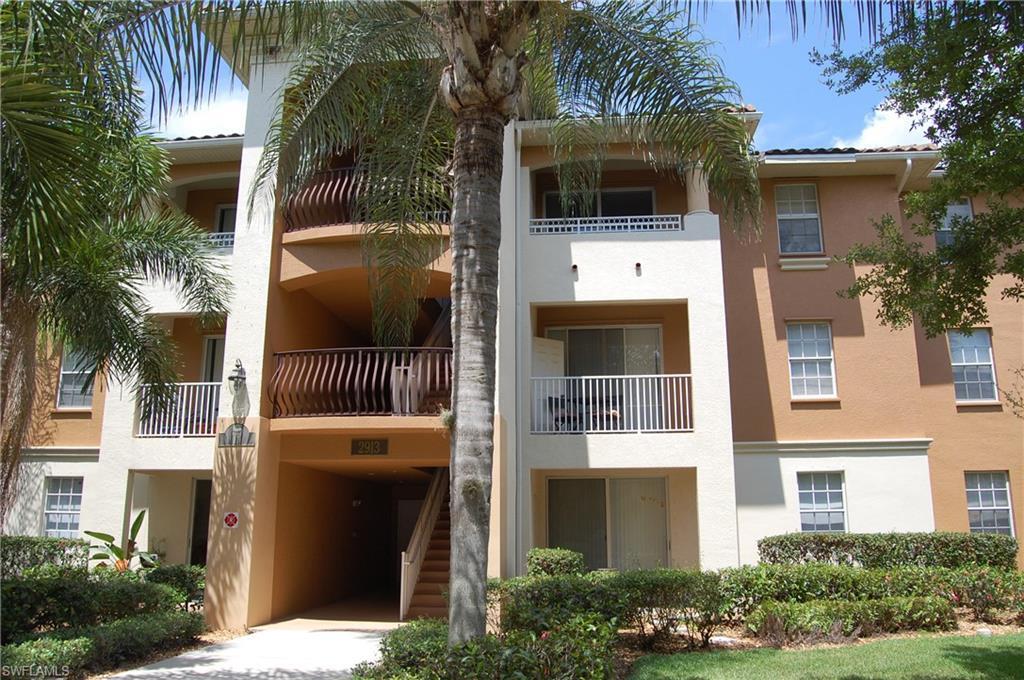 2913 Tuscan Dr-Unit -302 in Cape Coral, FL - Building Photo