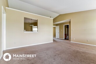 2736 Woodfield Blvd in Franklin, IN - Building Photo - Building Photo